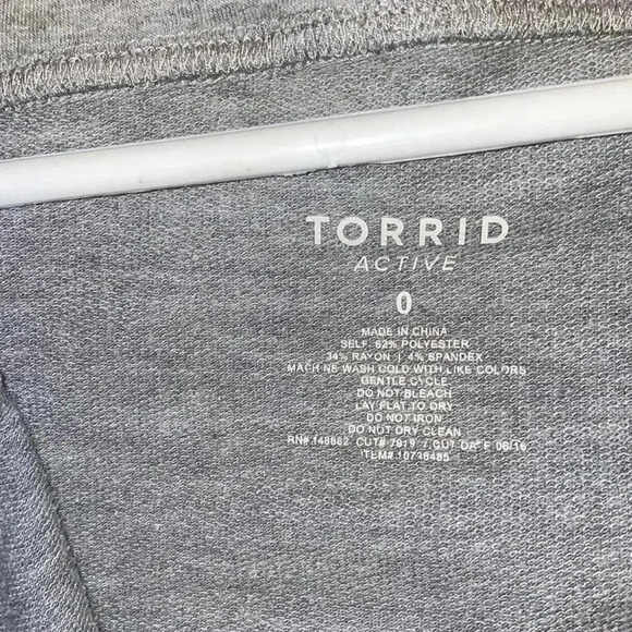 TORRID Hoodie, asymmetric zip down ,  great condition - Picture 7 of 7